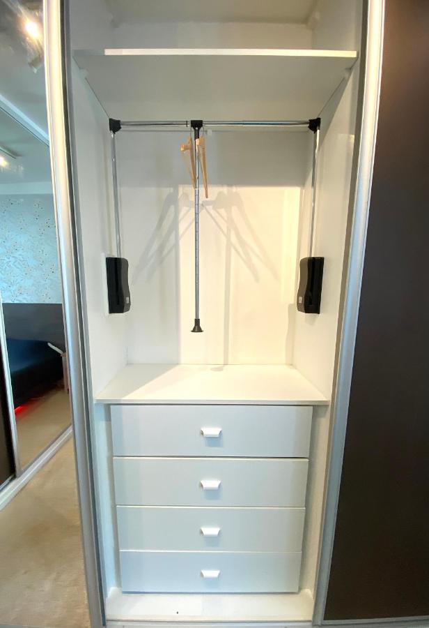 Floydroom'S Pau Chambre Hotes Standing Dans Appartement Partage Proche Chateau Exterior foto