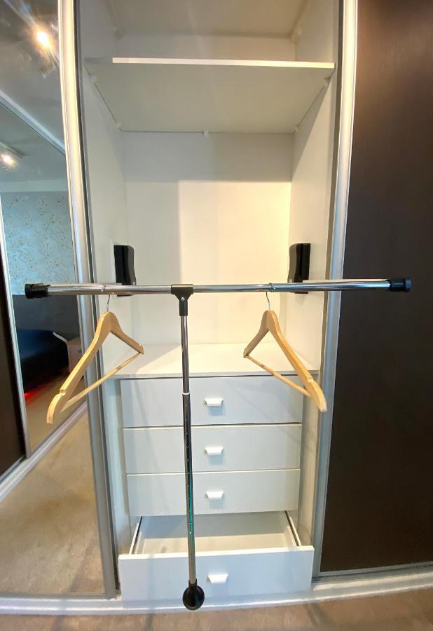 Floydroom'S Pau Chambre Hotes Standing Dans Appartement Partage Proche Chateau Exterior foto